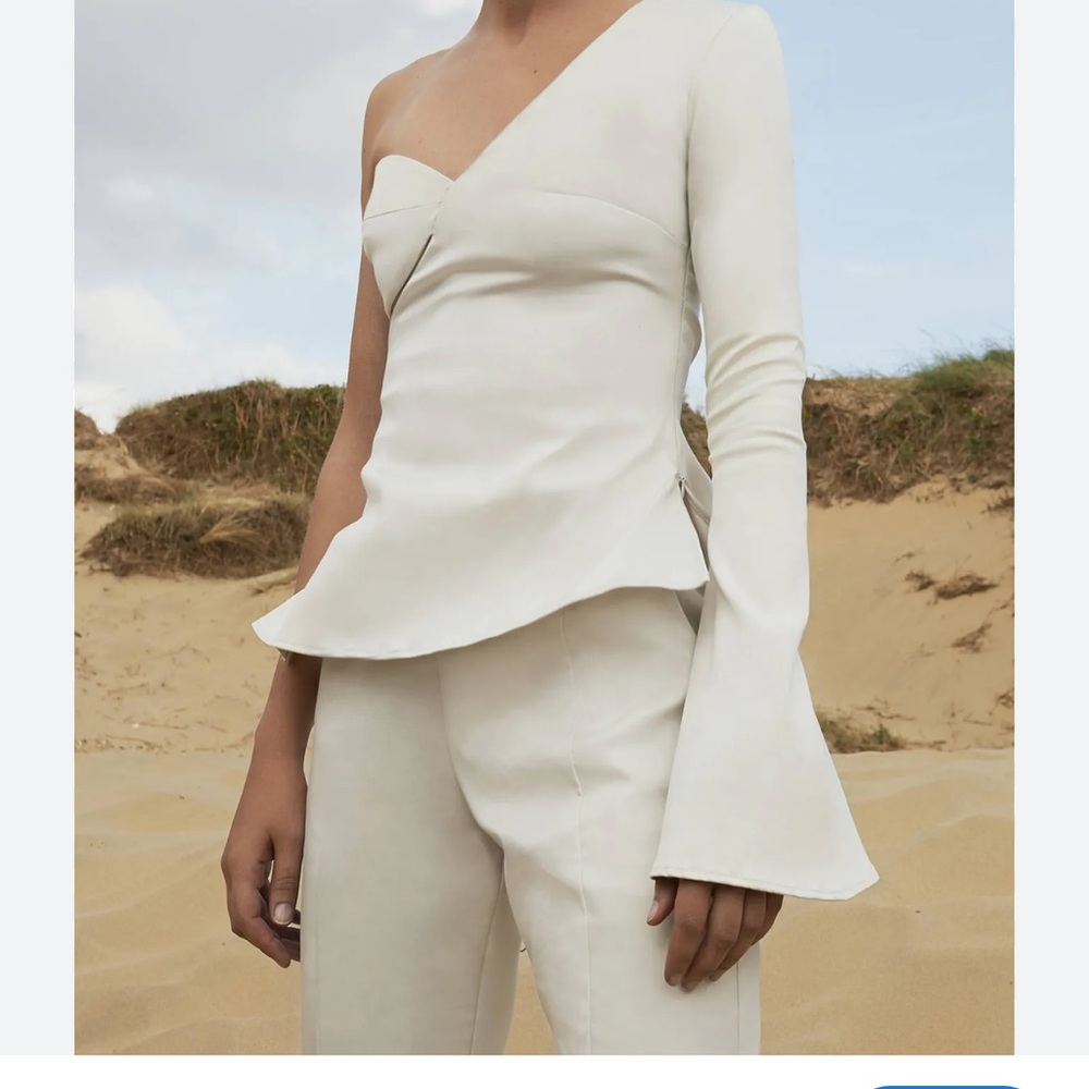 Beaufille Cream V-Neck Top